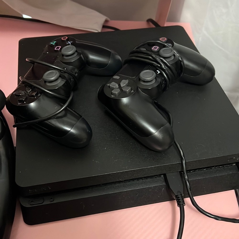 PS4